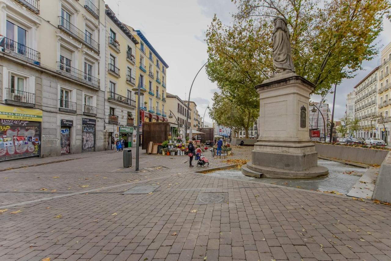 Spacious New Apartment Para 7 En La Plaza De Tirso De Molina マドリード エクステリア 写真