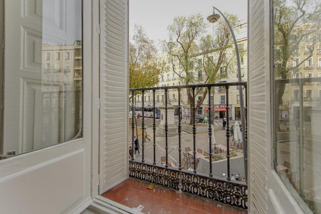 Spacious New Apartment Para 7 En La Plaza De Tirso De Molina マドリード エクステリア 写真