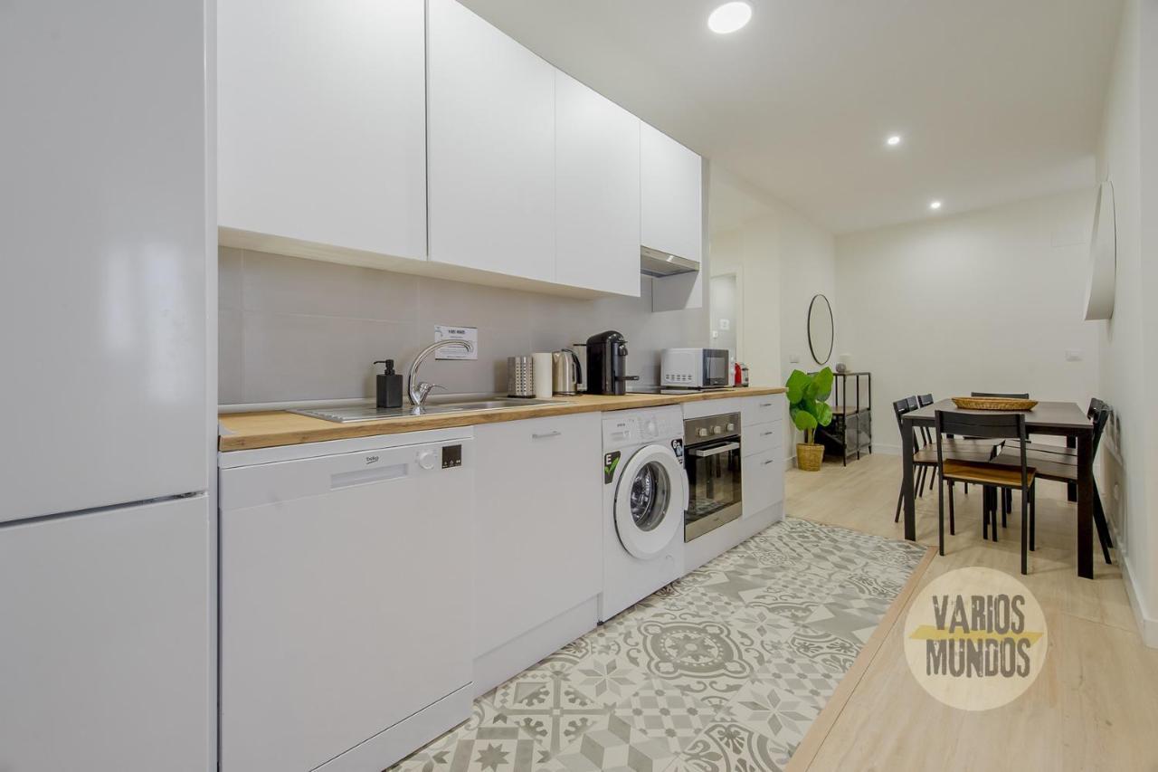 Spacious New Apartment Para 7 En La Plaza De Tirso De Molina マドリード エクステリア 写真