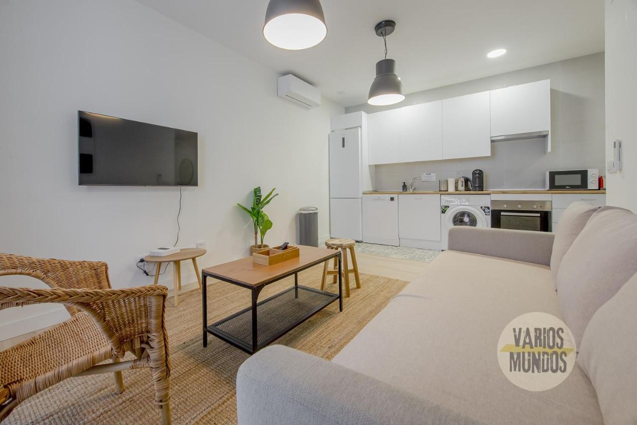 Spacious New Apartment Para 7 En La Plaza De Tirso De Molina マドリード エクステリア 写真