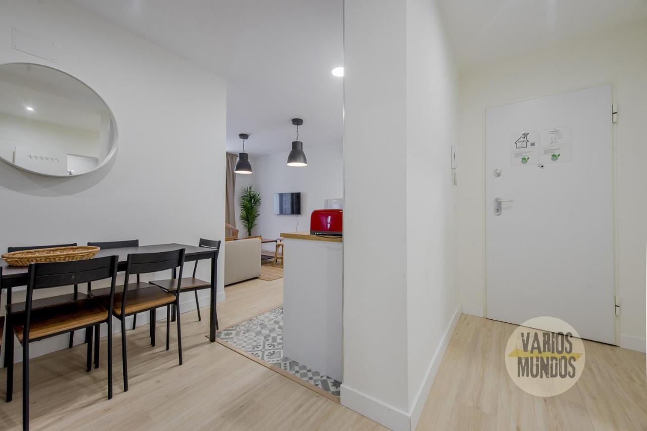 Spacious New Apartment Para 7 En La Plaza De Tirso De Molina マドリード エクステリア 写真