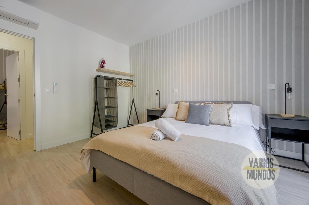 Spacious New Apartment Para 7 En La Plaza De Tirso De Molina マドリード エクステリア 写真