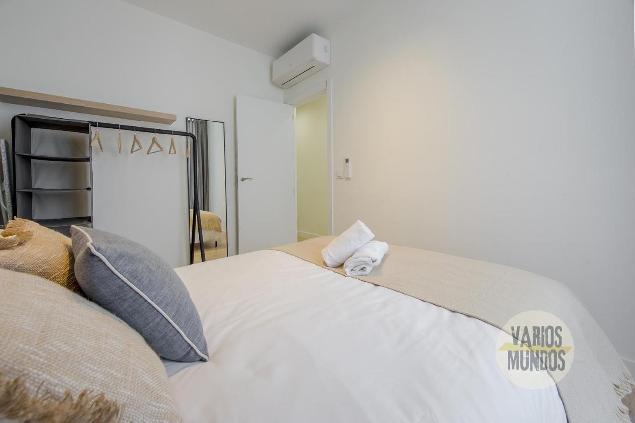 Spacious New Apartment Para 7 En La Plaza De Tirso De Molina マドリード エクステリア 写真