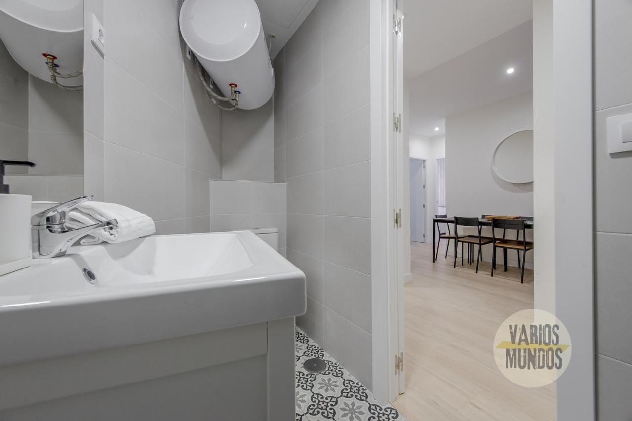 Spacious New Apartment Para 7 En La Plaza De Tirso De Molina マドリード エクステリア 写真